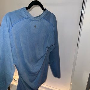 Men’s blue lululemon long sleeve shirt